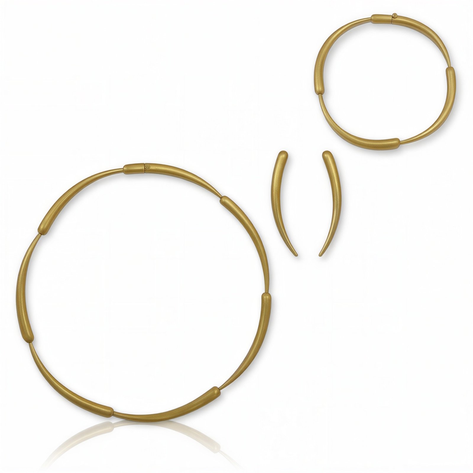 Long Teardrop Emblem Set Gold